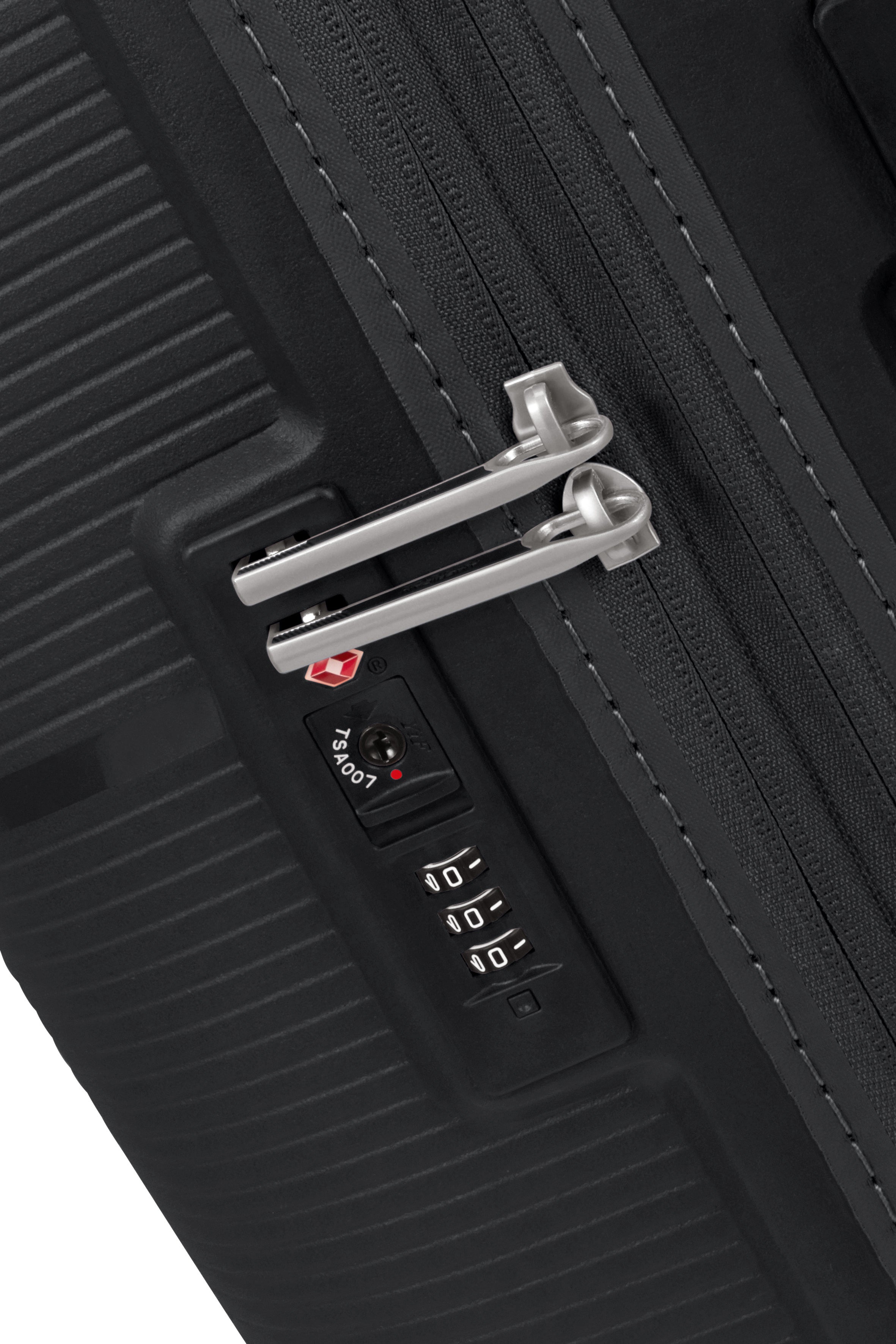 American Tourister STARVIBE 4w Trolley M erw., BLACK