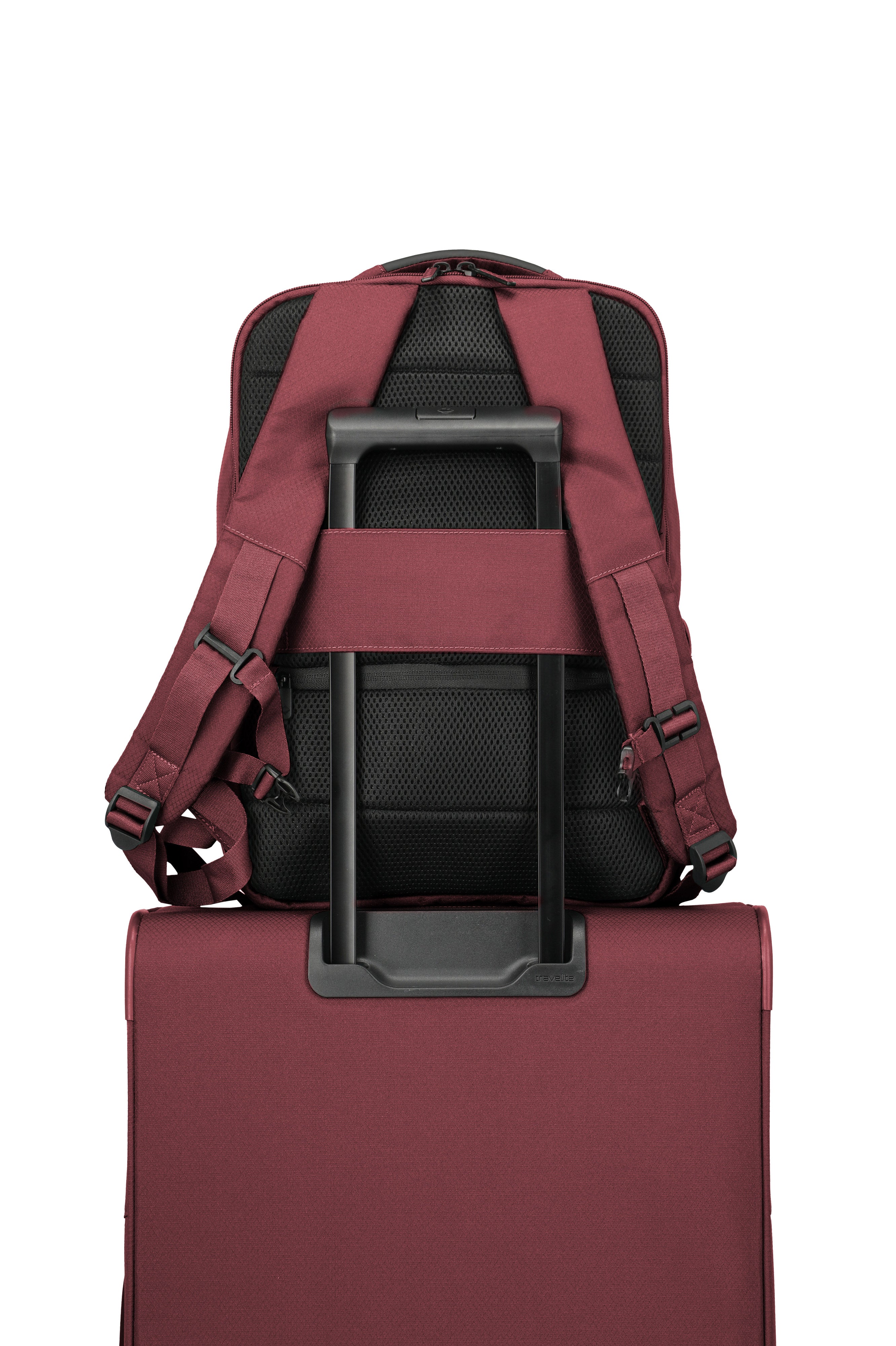 Travelite SKAII Rucksack M Rucksack in Rot – Ansicht 8