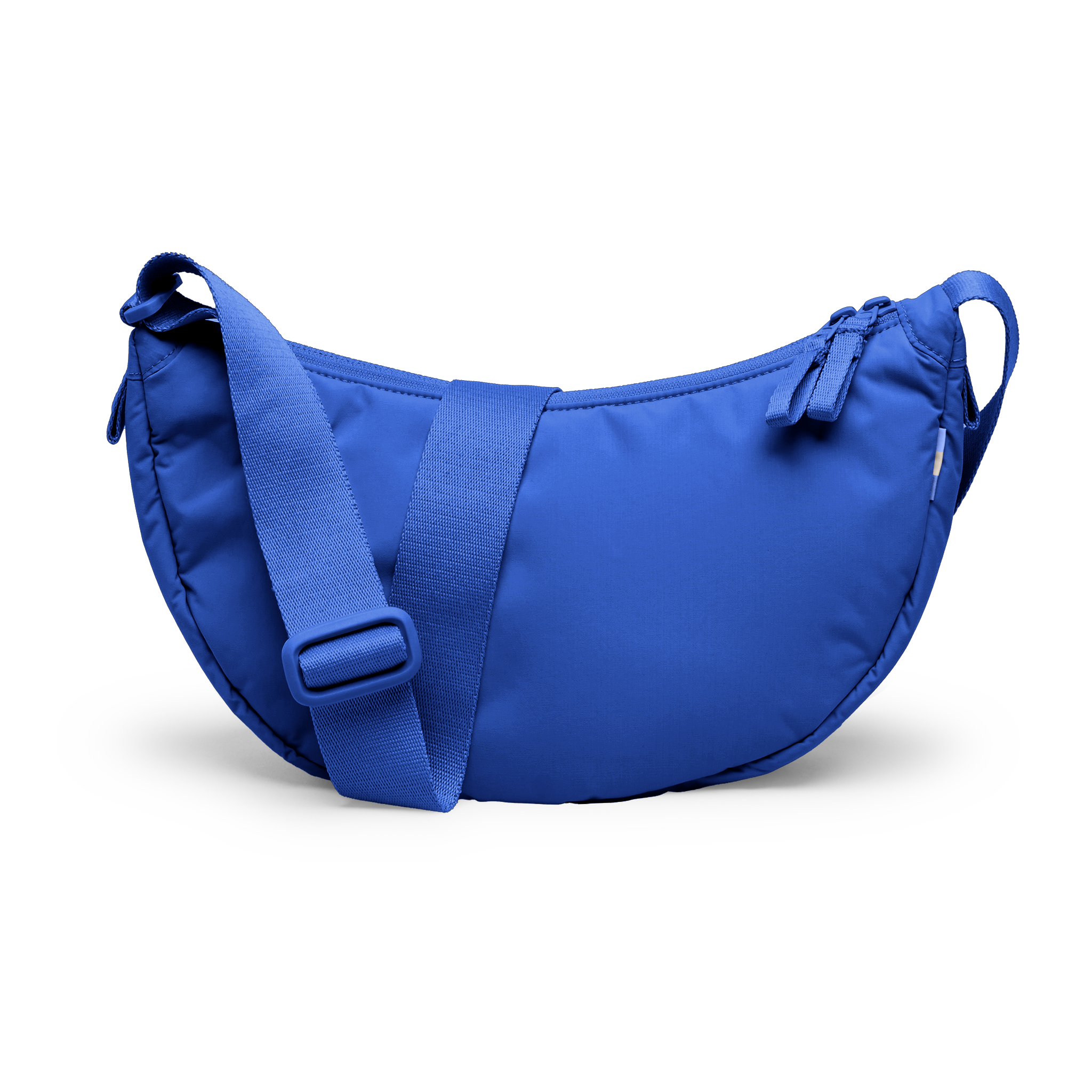 CLOUD MOON BAG SMALL Tasche in cobalt (leuchtendes Kobaltblau) als Studioaufnahme in Rückansicht.