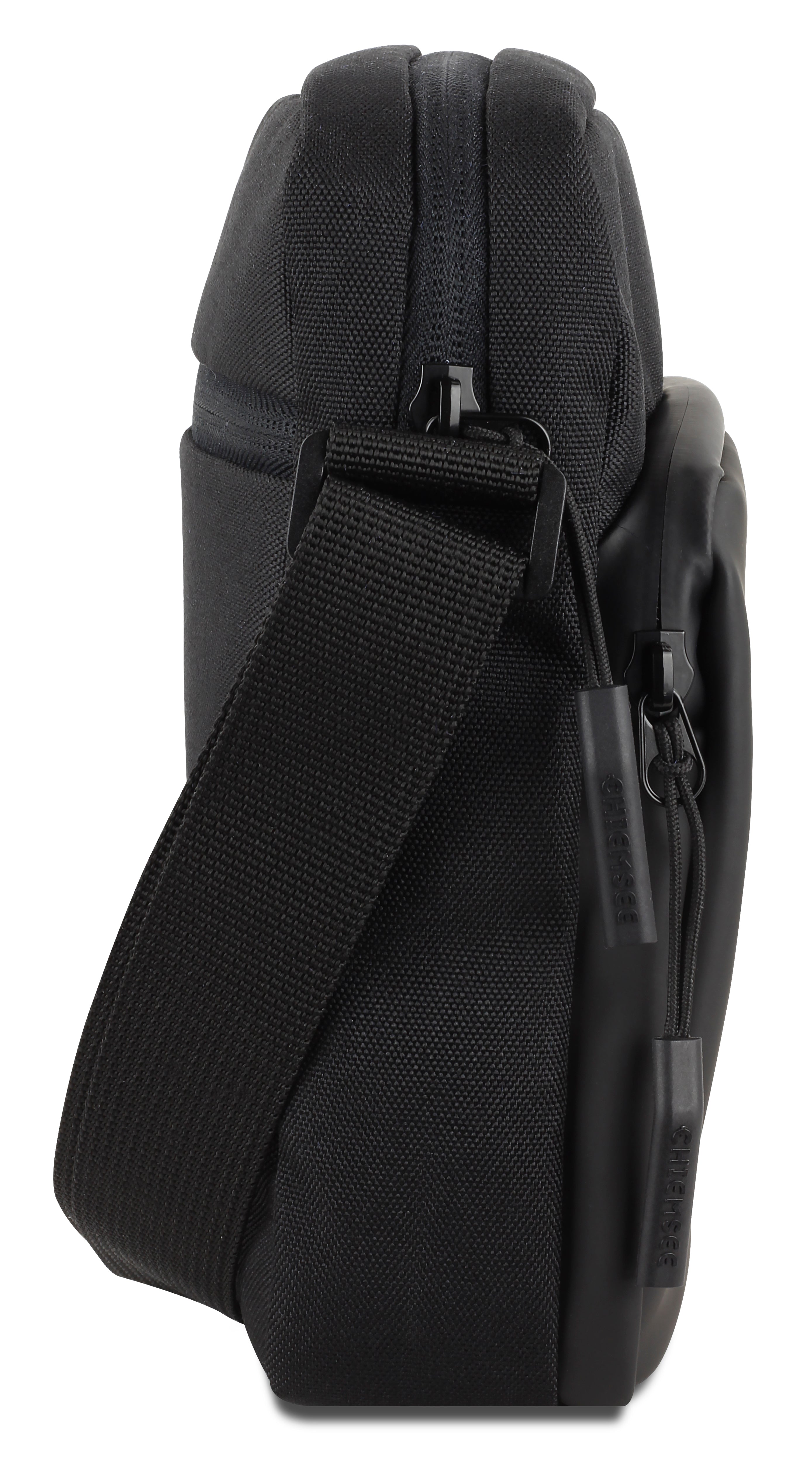 Chiemsee TRACK "N" DAY Schultertasche klein, schwarz – Ansicht 4