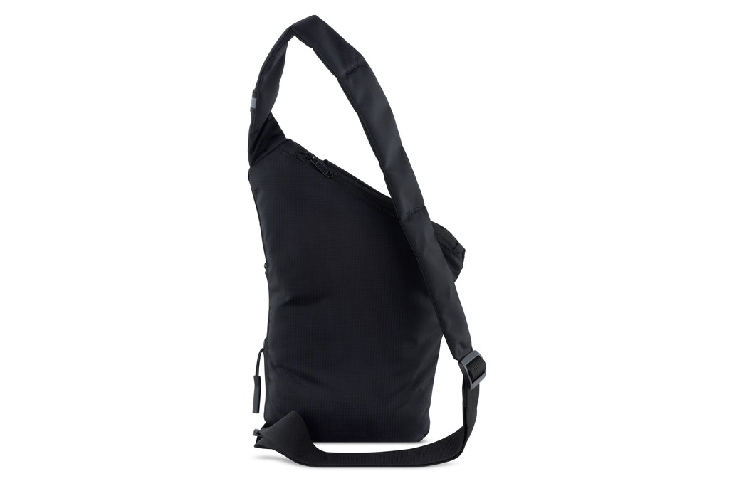 Chiemsee LIGHT "N" BASE Body Safe Bag, schwarz – Ansicht 3