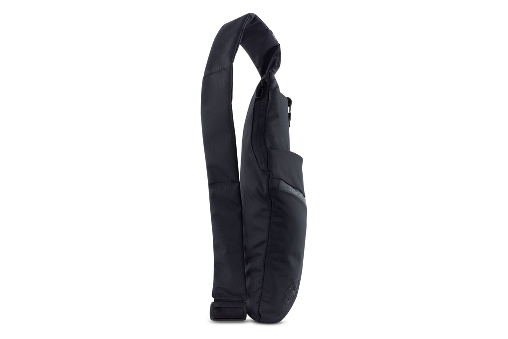 Chiemsee LIGHT "N" BASE Body Safe Bag, schwarz – Ansicht 4