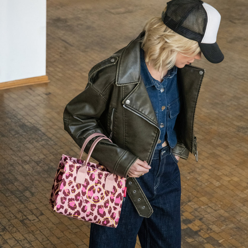 Reisenthel Daily Shopper XS, Smiley Leo Blush – Produktansicht 2