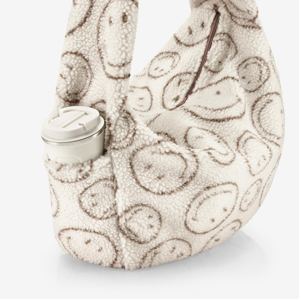 Reisenthel Moonbag Umhängetasche, Smiley® Teddy Chocolate – Produktansicht 5