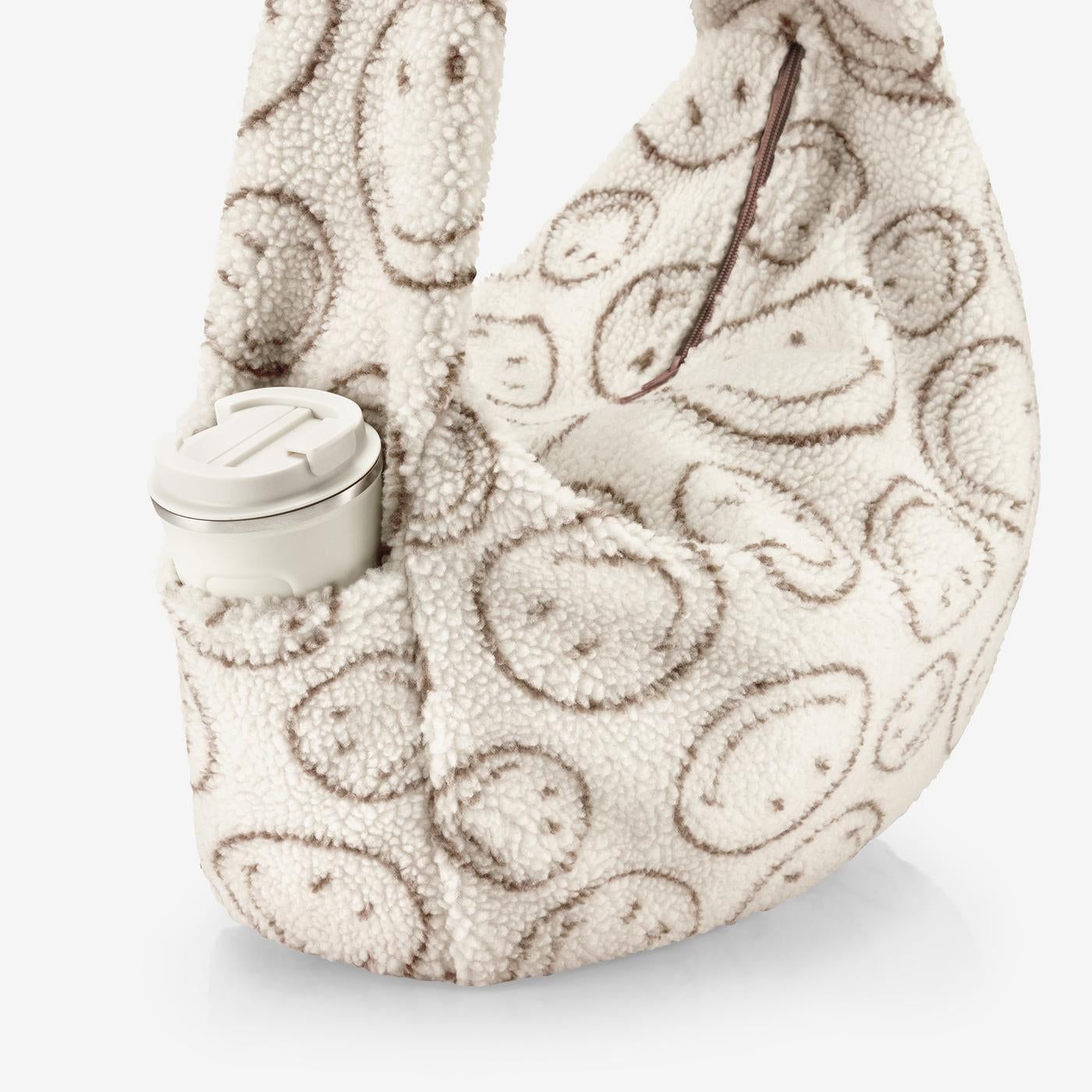 Reisenthel Moonbag Umhängetasche, Smiley® Teddy Chocolate – Produktansicht 5