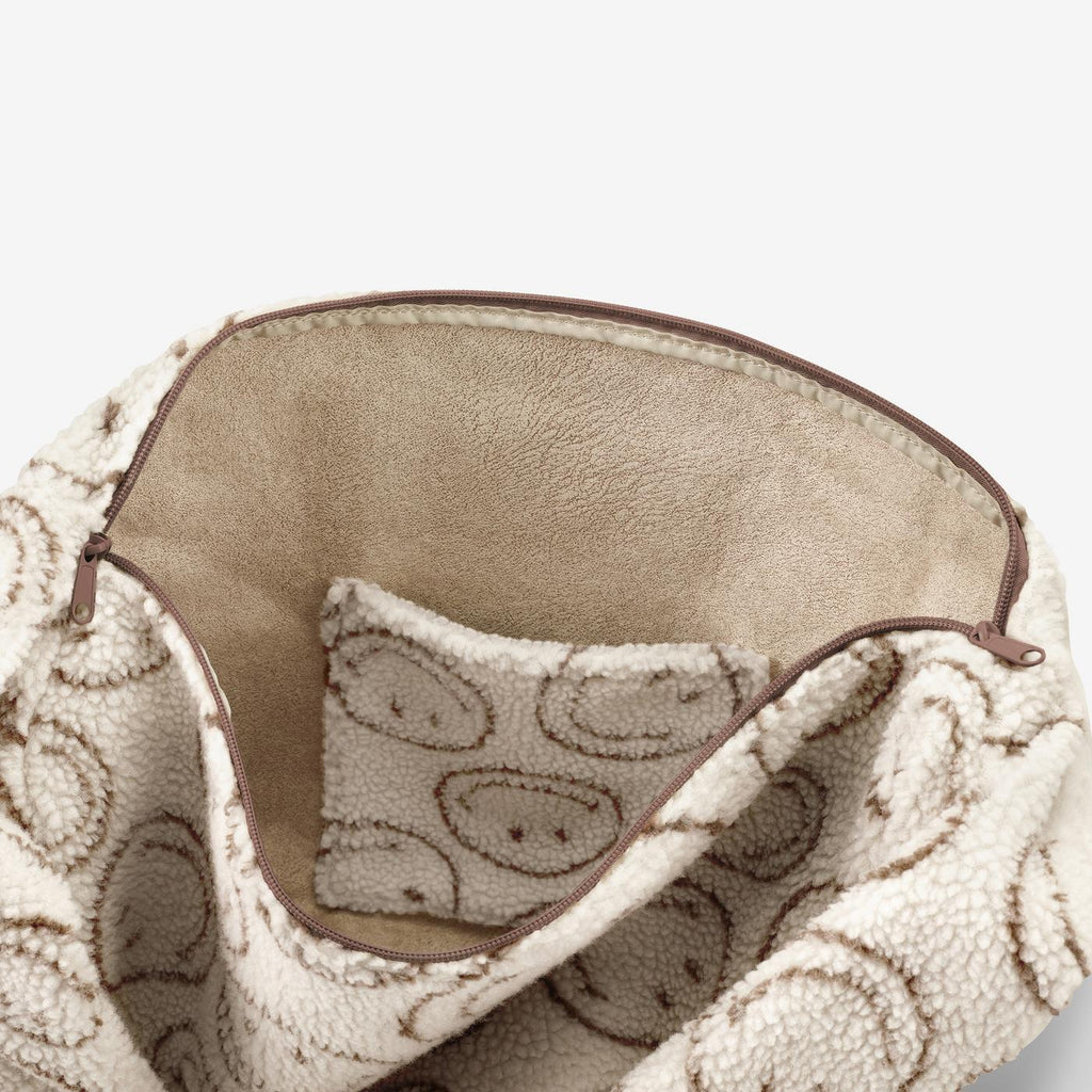 Reisenthel Moonbag Umhängetasche, Smiley® Teddy Chocolate – Produktansicht 7