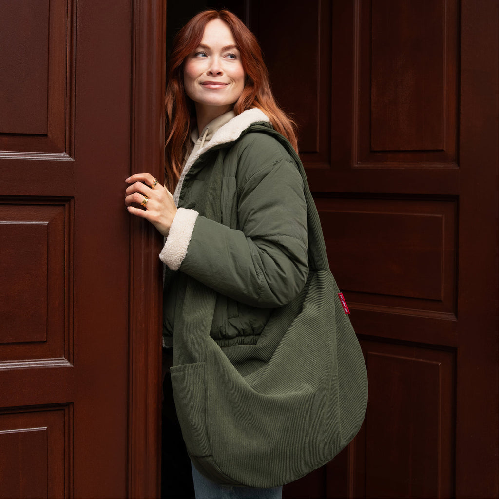 Reisenthel Moonbag Umhängetasche, Cord Dark Matcha – Produktansicht 2