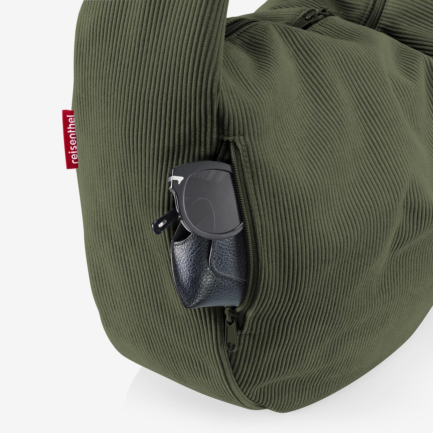 Reisenthel Moonbag Umhängetasche, Cord Dark Matcha – Produktansicht 6