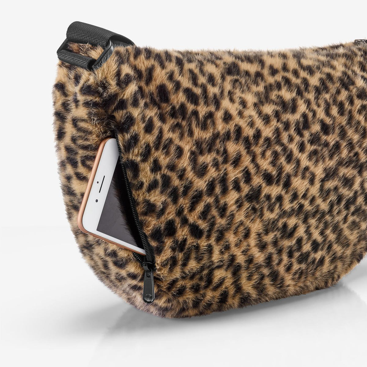 Reisenthel Moonbag S leo fake fur – Ansicht 5