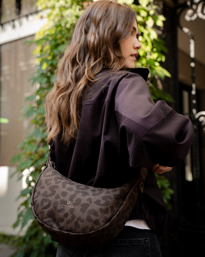 Johnny Urban Umhängetasche Ally Medium – Braun Leo