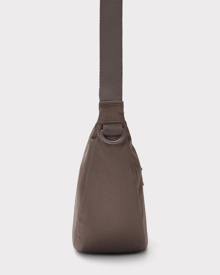 Johnny Urban Umhängetasche Ally Medium – Braun