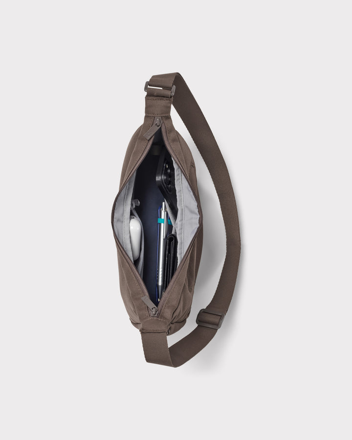 Johnny Urban Umhängetasche Ally Medium – Braun