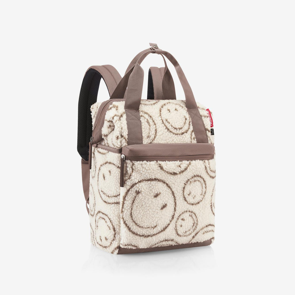 Reisenthel Allrounder R Rucksack, Smiley® Teddy Chocolate – Produktansicht 4