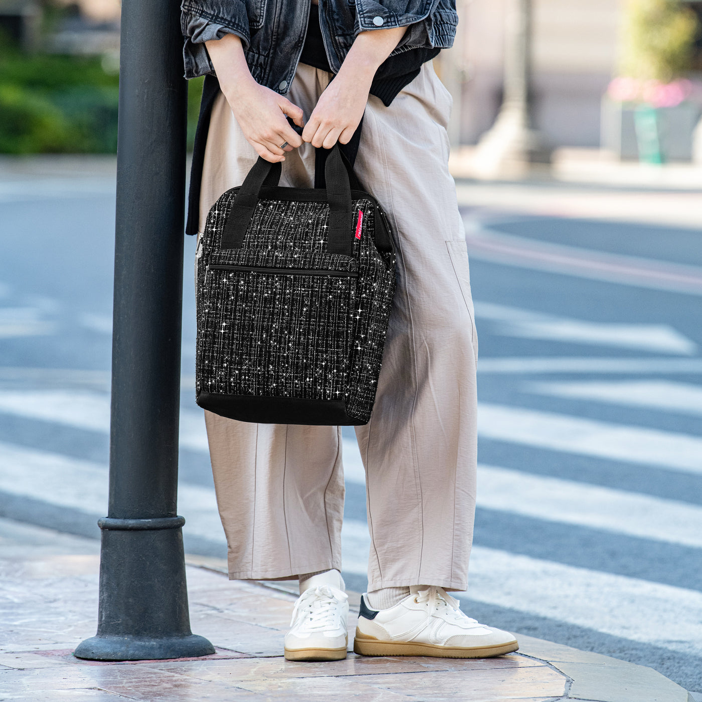 Reisenthel Allrounder R Rucksack, Bouclé Black – Produktansicht 2