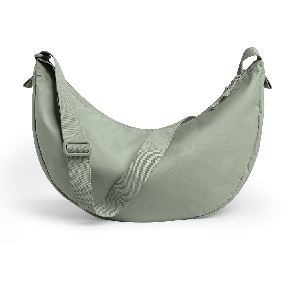 MOON BAG LARGE Tasche in bass (Salbeigrün) als Studioaufnahme.