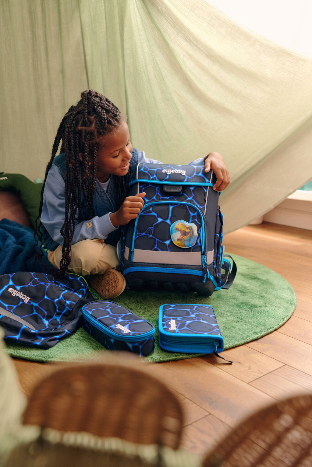 Ergobag Cubo Schulranzen-Set, Bärassic Garden