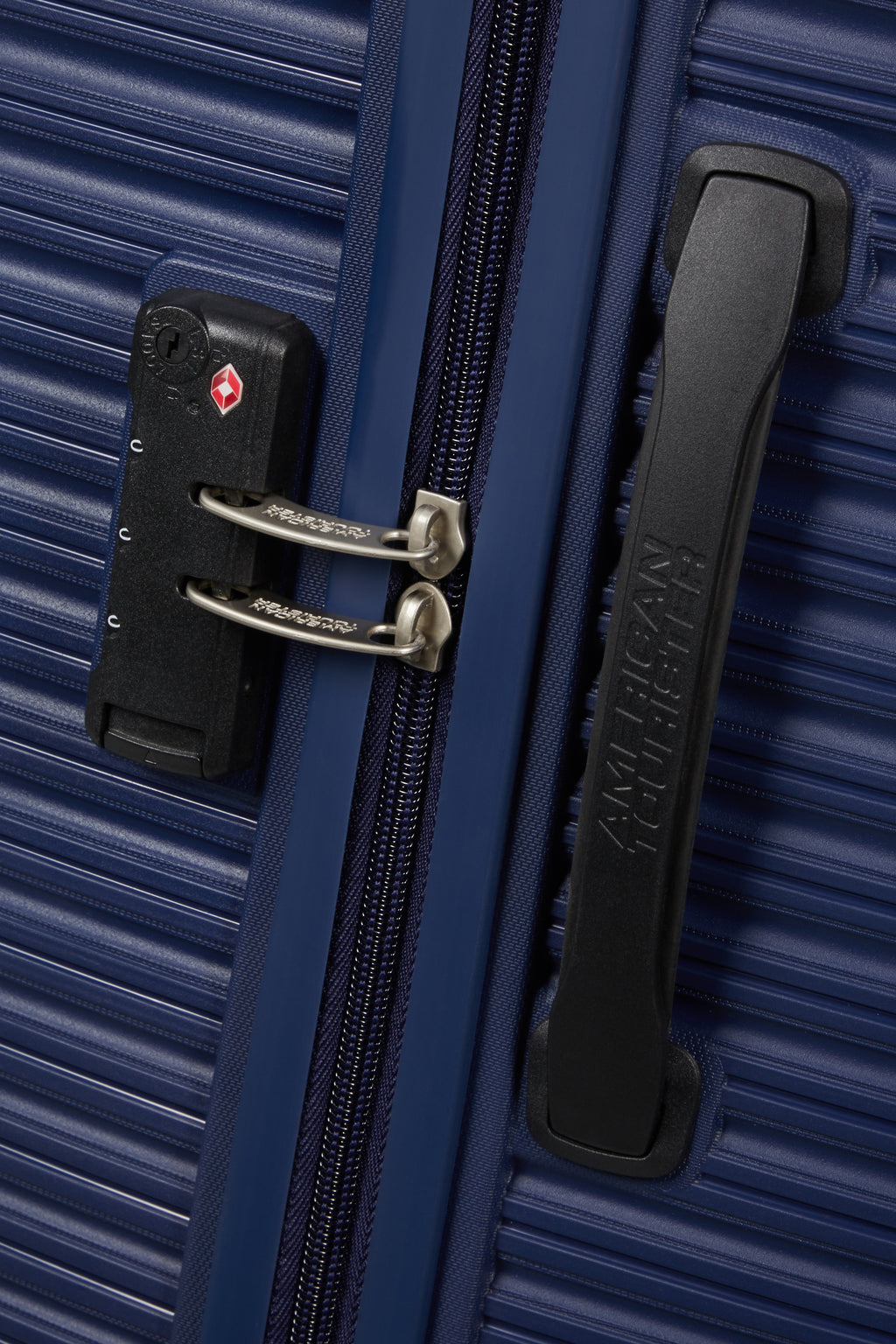 American Tourister LIFTOFF Trolley 4w M erw., MIDNIGHT BLUE
