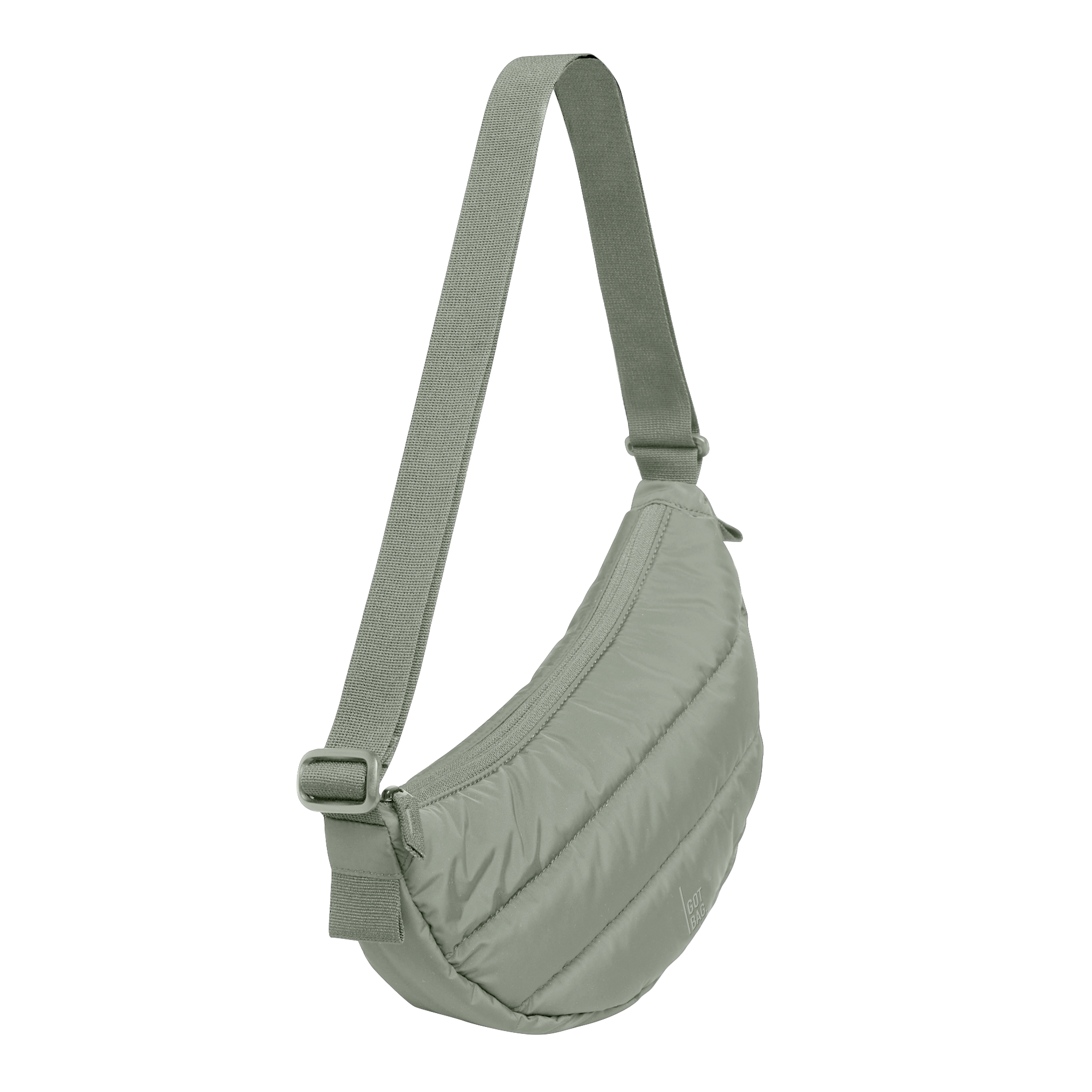 PUFFER MOON BAG SMALL Tasche in bass (Salbeigrün) als Studioaufnahme in diagonaler Ansicht auf weißem Hintergrund.