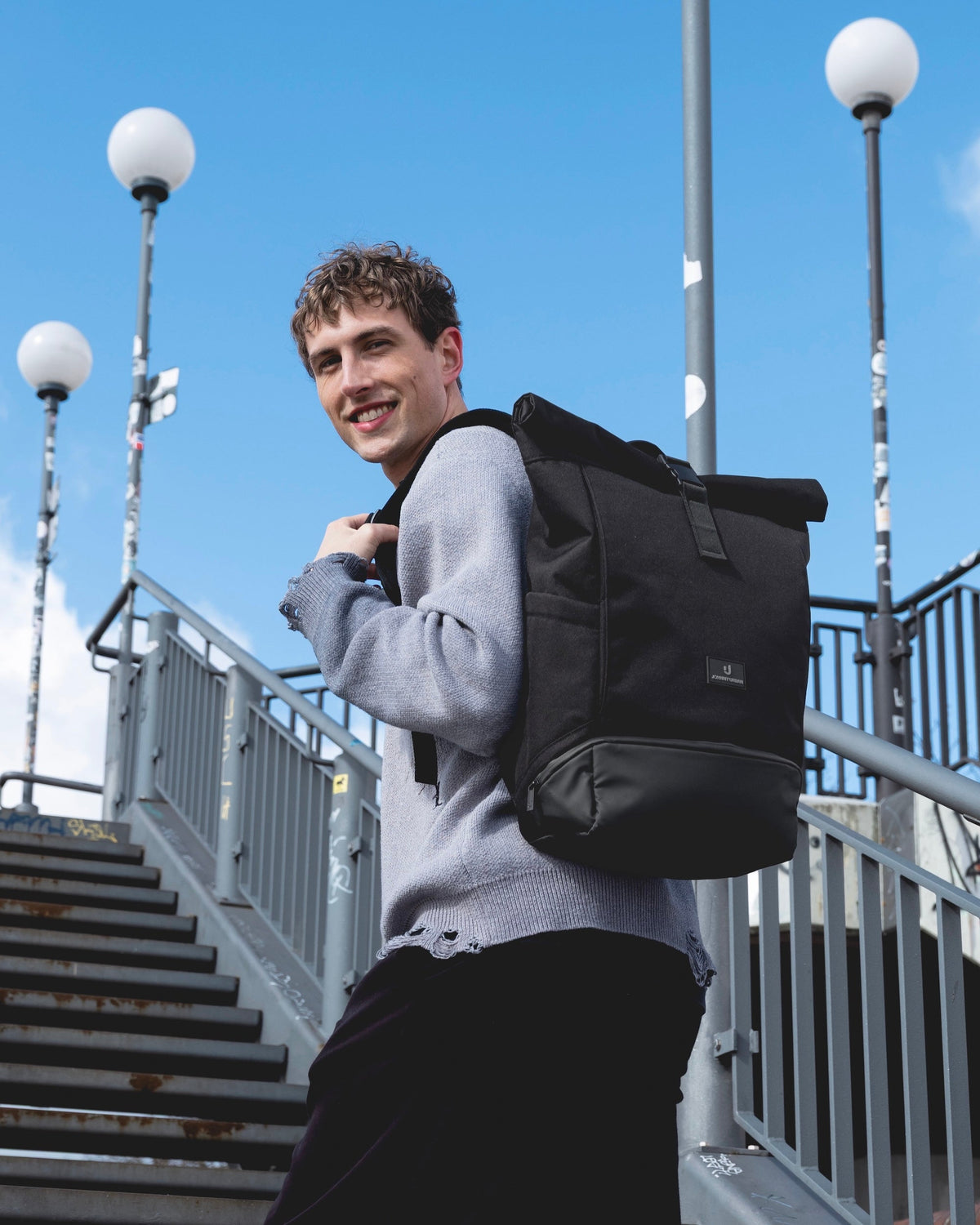 Johnny Urban Allen Medium 2.0 Schwarz – Trageansicht