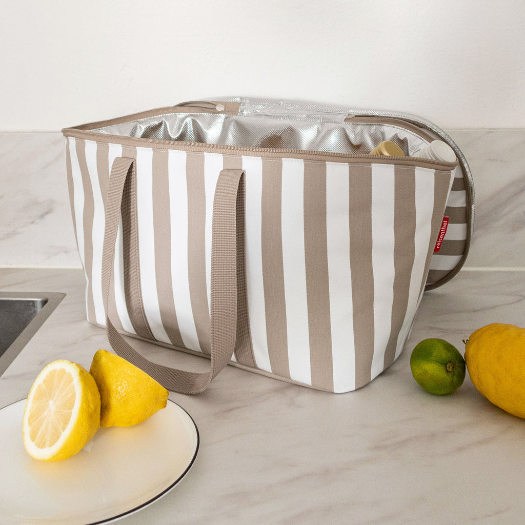 Reisenthel Coolerbag Kühltasche, Summerstripes Coffee – Produktansicht 3