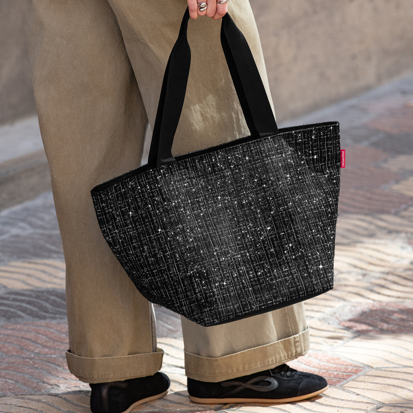 Reisenthel Shopper M, Bouclé Black – Produktansicht 2