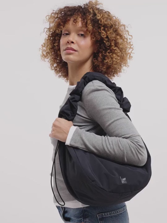 GOT BAG MOON BAG RUFFLE, soft shell monochrome – Produktvideo